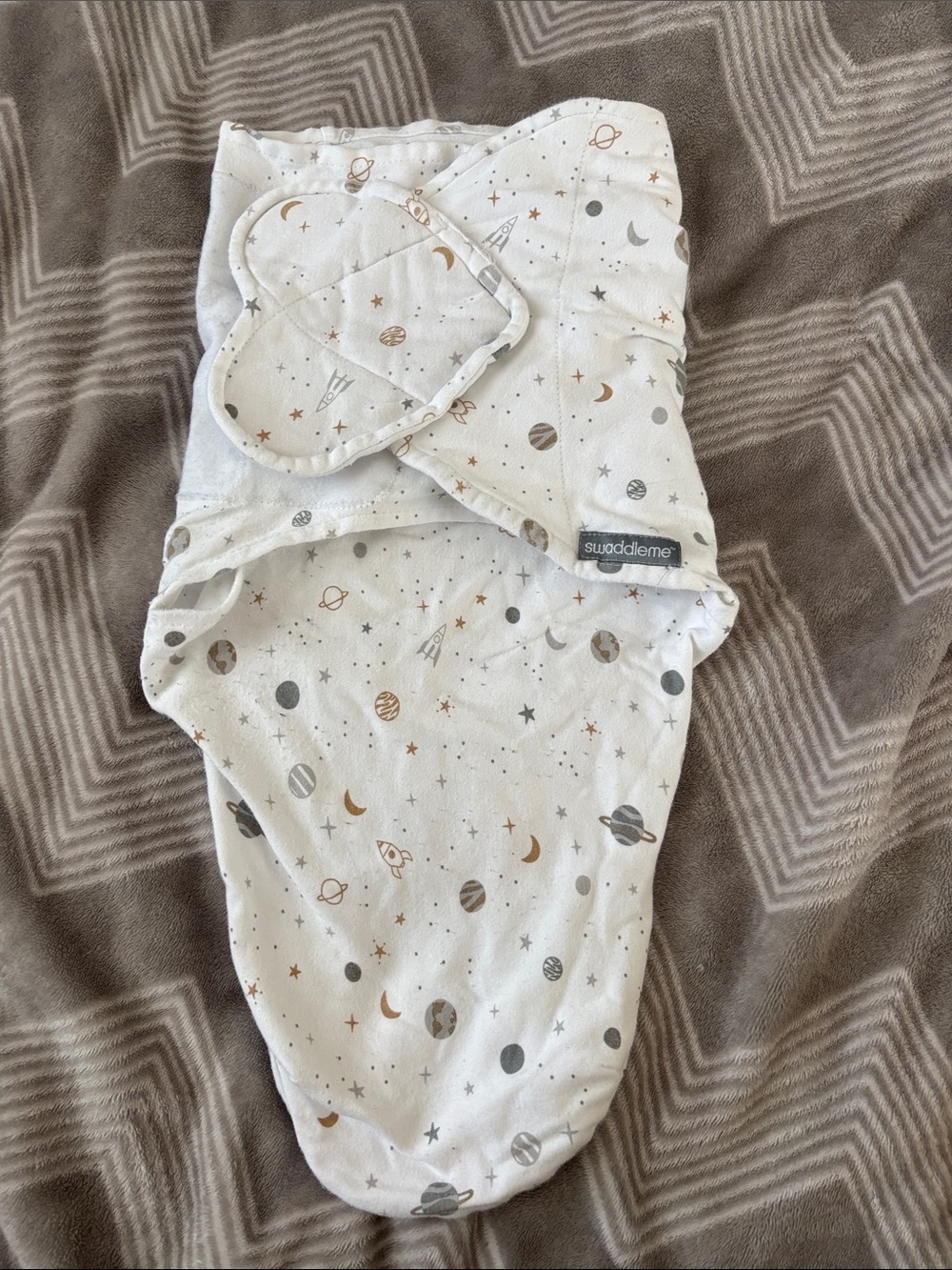 SwaddleMe White Baby Swaddle with planets